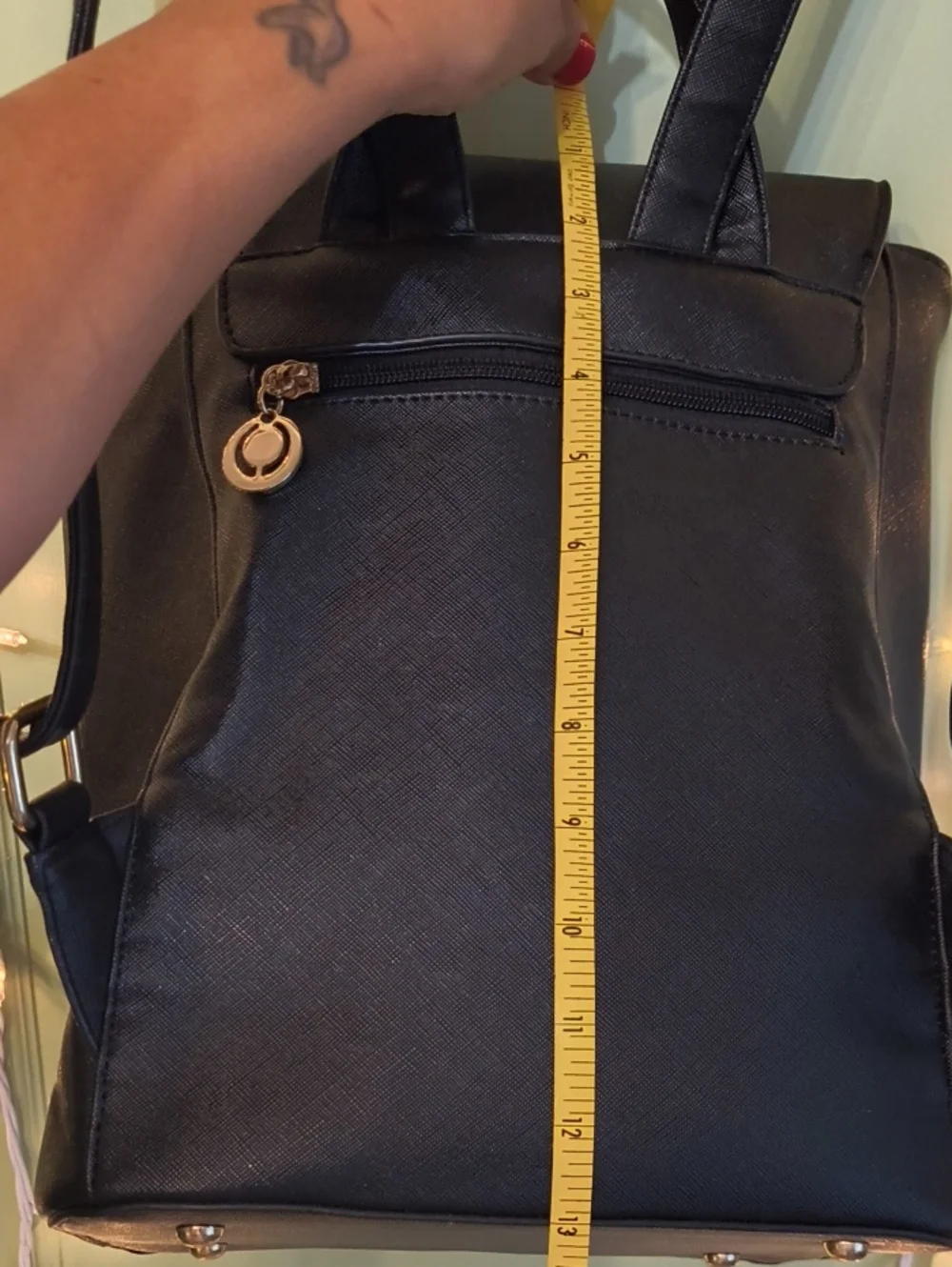 Women's Wink Kangaroo 🦘 Black Gold Backpack 🎒 Bag Purse